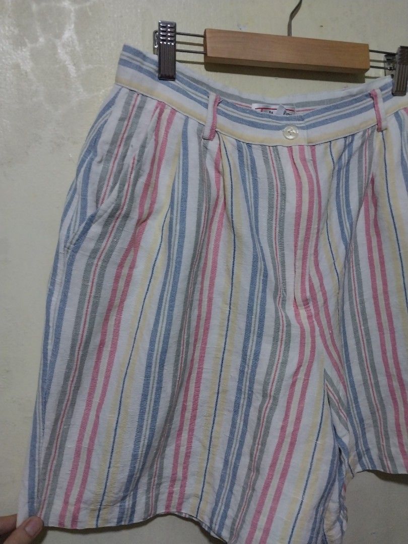 Talbots Striped Casual Shorts Multi-color (Category: Shorts) located in Manila. Submitted by PrinceDani.Clothing (Listing ID 1471093421, Image 3). Description: talbots linen blend stripes shorts Size 28in waist 28in length excellent condition .