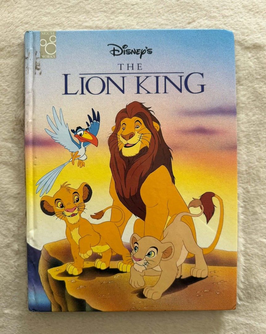 The Lion King - Walt Disney (Category: Children's Books) located in Santiago. Submitted by bookworm_club (Listing ID 1470937846, Image 1). Description: 📚no cancellation, return or exchange. 📚secondhand books. some books are in good condition while some has minimal flaws (foxing, creases, dog-eared pages, etc.) 📚reasonable haggling is allowed. 💰MOP: For same day pickup - CASH & BANK TRANSFER For shipping or scheduled pickup - BANK TRANSFER 🚚M