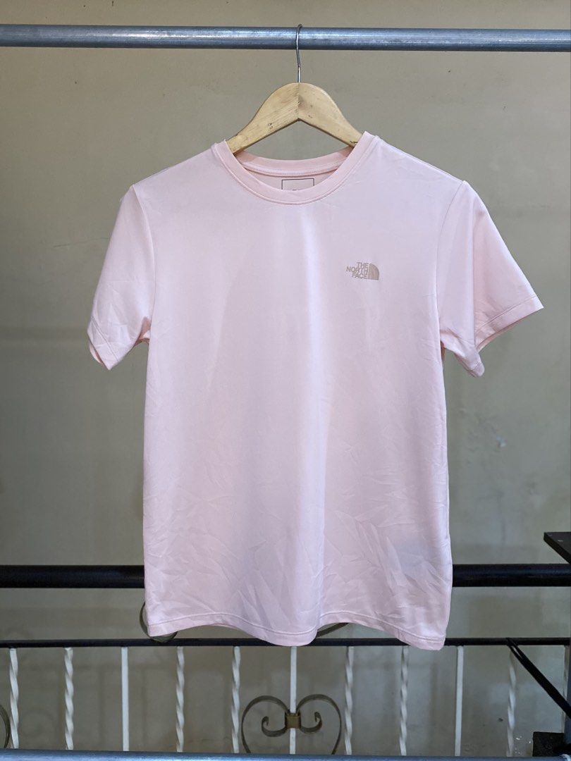 The North Face (Category: Tshirts & Polo Shirts ) located in Rizal. Submitted by channzy (Listing ID 1471069373, Image 1). Description: PAYMENT FIRST‼️ 🚚 COURIER J&T or Lalamove For meetup Cogeo, Antipolo only .