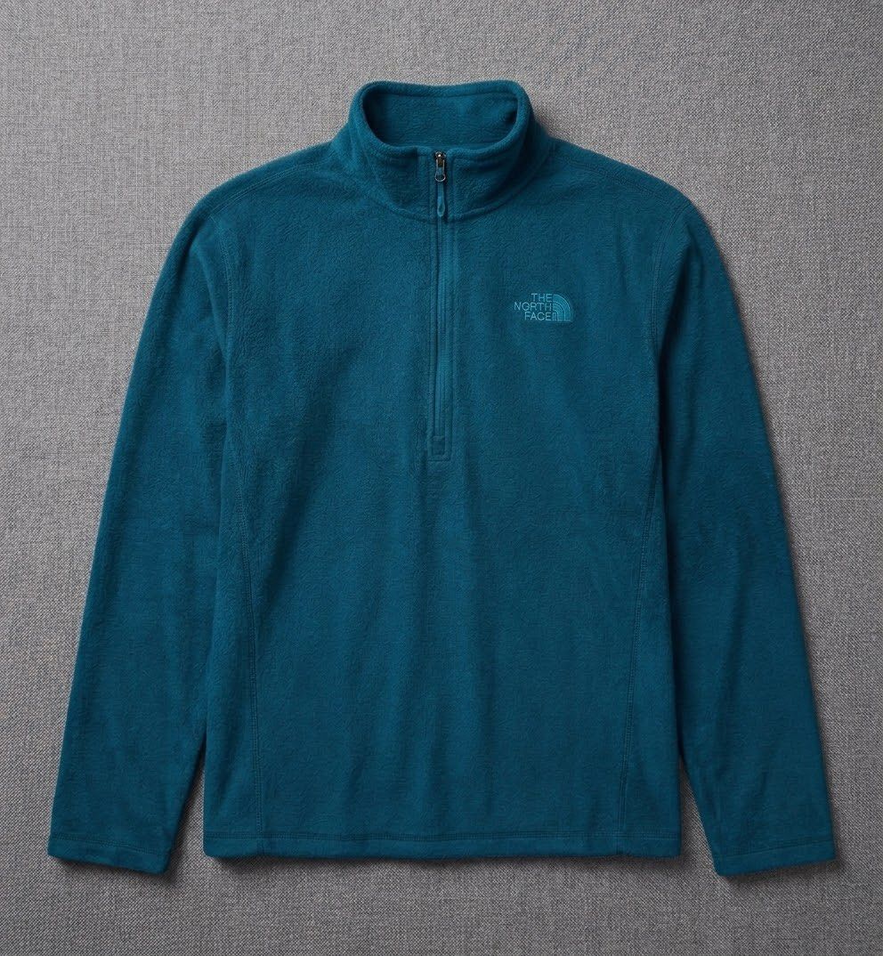 The North Face Men's Teal Blue Quarter Zip Fleece Pullover (Medium) (Category: Coats, Jackets and Outerwear) located in Tagaytay City. Submitted by barenwolf (Listing ID 1470966733, Image 1). Description: Authentic The North Face quarter-zip fleece pullover in a striking teal blue colorway Size: Men’s Medium (Made in Vietnam) Dimensions: W21.5” x L24” inches Crafted from soft, lightweight performance fleece that provides cozy insulation Features 