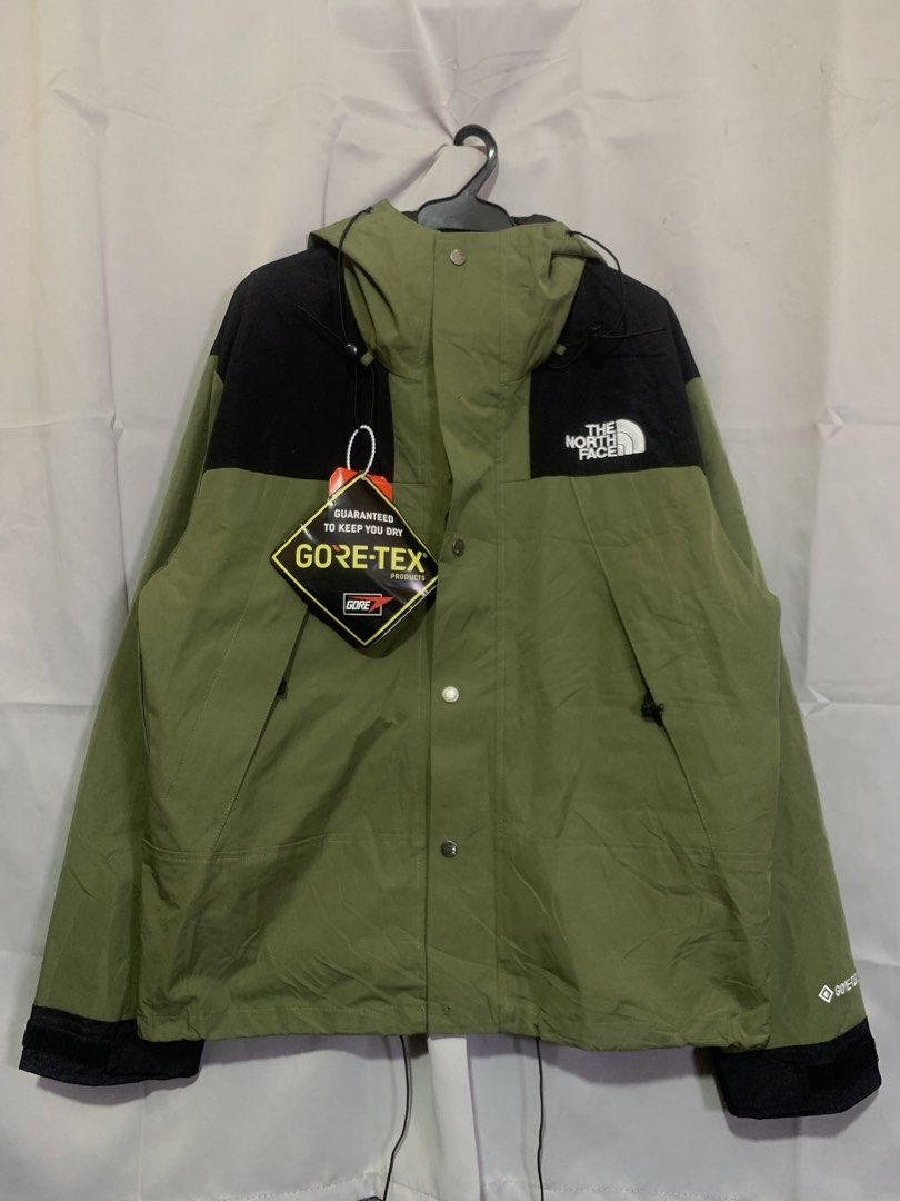 The North Face Mountain Jacket GTX (Category: Activewear) located in Manila. Submitted by bibiies2.0xghettothrift (Listing ID 1470987643, Image 1). Description: Mine 1650 Details W26 L28 Large to XL loc. baclaran parañaque.