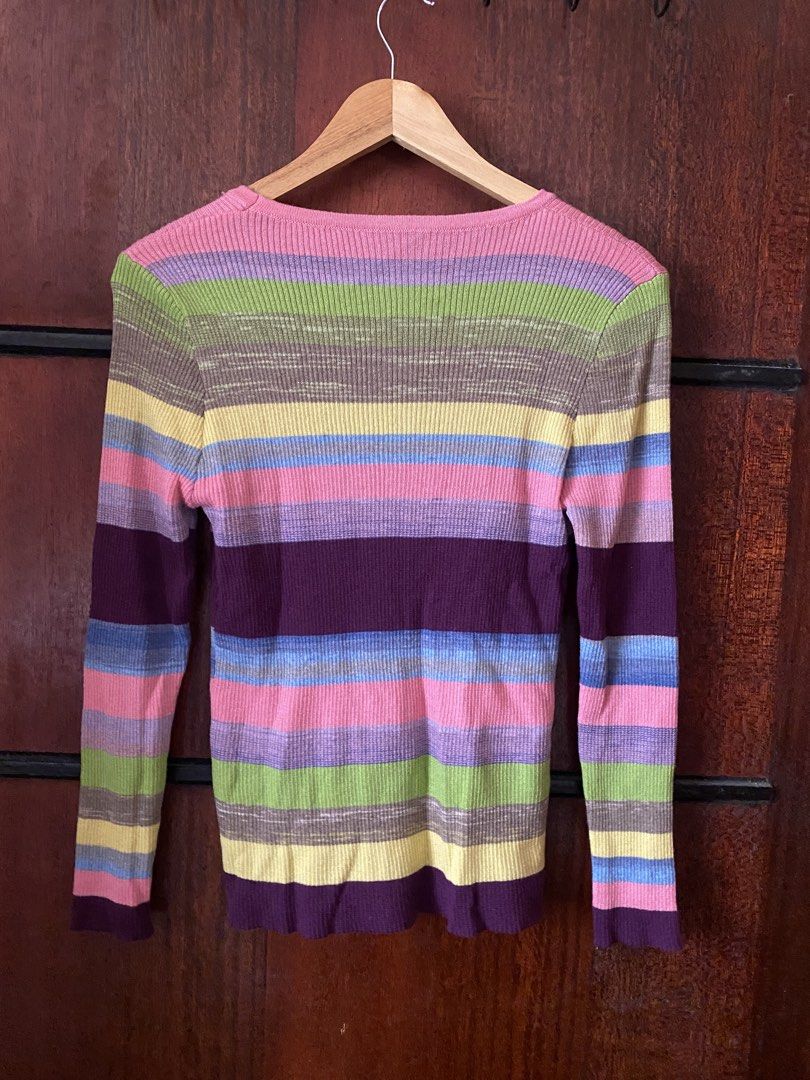 [THRIFTED & AVAILABLE] Multi-color Striped Ribbed Longsleeves (Category: Longsleeves) located in Quezon City. Submitted by yaku1t (Listing ID 1470985919, Image 3). Description: SHIPPING FROM QUEZON CITY. Kindly, read the caption and the bio for some house rules. Swipe right for the close-up pictures. Item is thrifted, please, manage expectations. - Free Size (best fits S) - Has lints since this is knitted - Style: 90s indie / Y2K aesthetic - Desi