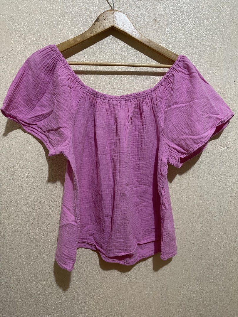 Time and tru blouse (Category: Blouses) located in San Fernando. Submitted by kristineg21543 (Listing ID 1471000315, Image 3). Description: Decluttering.fits large to xl.