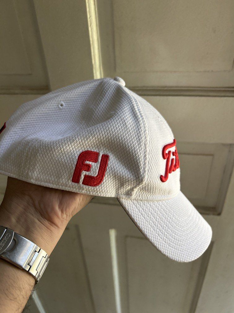 Titleist Men's Tour Performance Fitted Cap (Category: Caps & Hats) located in General Santos City (Dadiangas). Submitted by moana_thrifts (Listing ID 1470962254, Image 3). Description: .
