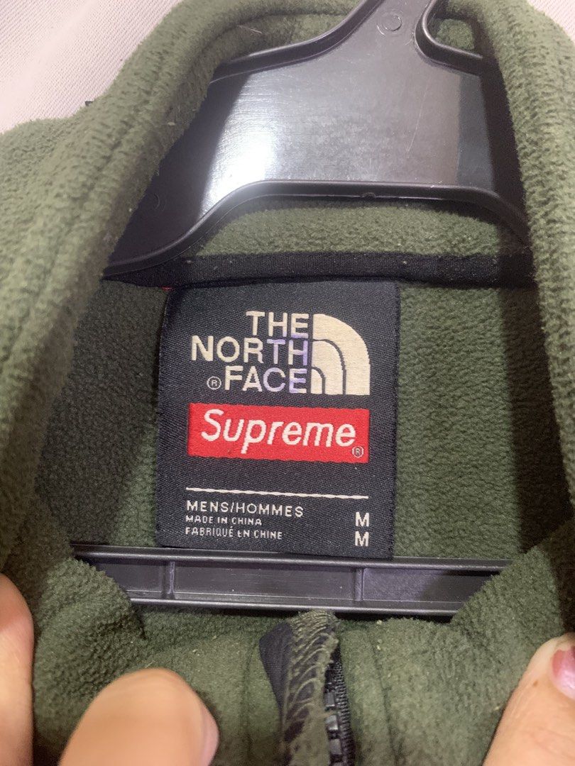 TNF x Supreme Fleece Jacket (Category: Activewear) located in Manila. Submitted by bibiies2.0xghettothrift (Listing ID 1470987192, Image 3). Description: Mine 1650 Details W24 L28 Large to xl Loc. baclaran parañaque.