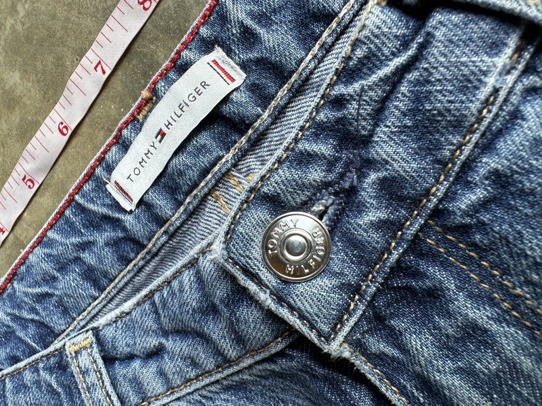 Tommy Hilfiger Blue Jeans (Category: Jeans) located in Butuan. Submitted by BytheriverClothing (Listing ID 1470982476, Image 3). Description: No issues Waistline 27-28 Excellent condition Slight tapered Can fit mens.