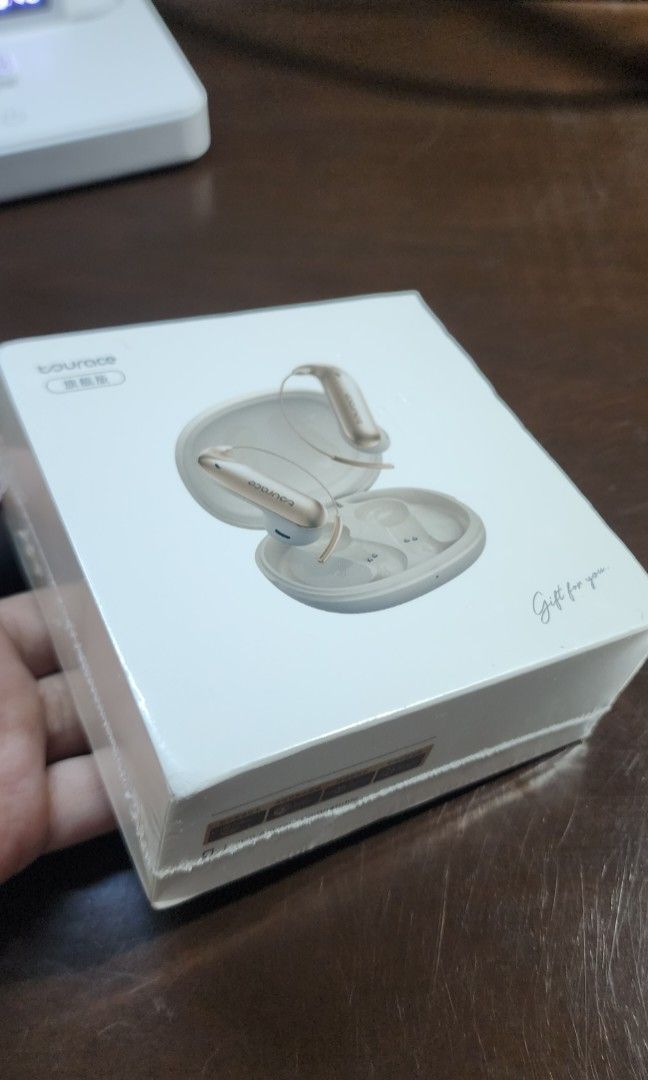 Tourace Open-Ear Sports (Category: Earphones) located in Baguio. Submitted by coffeesilvershadow_28 (Listing ID 1471111907, Image 3). Description: Tourace Open-Ear Sports Earbuds From HK box Bnew and sealed pa. Di ko na po binuksan.