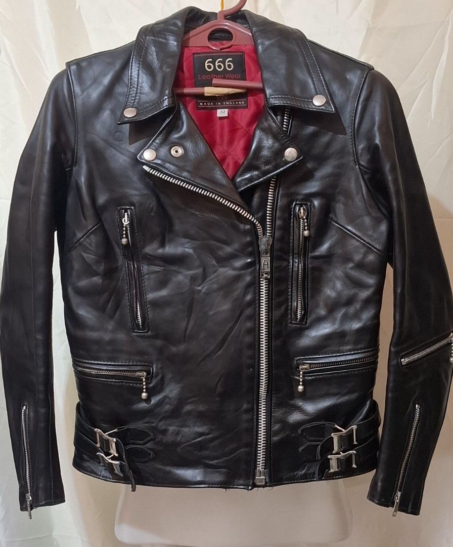 Tripple 6 biker jacket (Category: Coats, Jackets and Outerwear) located in Baguio. Submitted by thriftrot (Listing ID 1470938350, Image 1). Description: Tripple 6 biker jacket Excellent condition No issue L 22 neckline to hem W 17 pit to pit Loc: Baguio Buyer handles shipping cost. Srp. 60k.