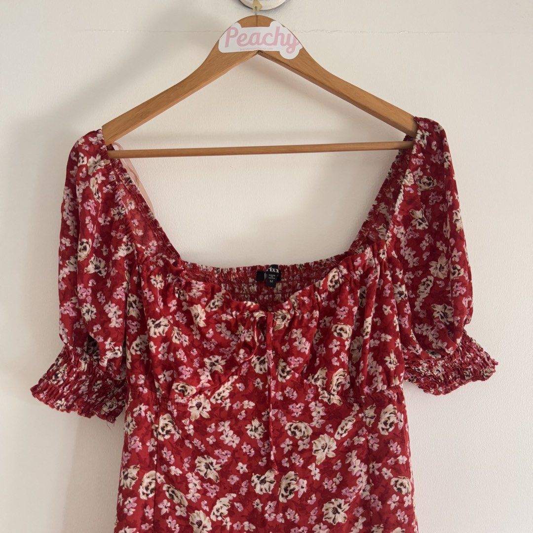Trixxie Dress (Category: Dresses) located in Manila. Submitted by apparella.ph (Listing ID 1470951989, Image 2). Description: U.s bought pa to. Super pretty Bust:34-38( smocking sa likod) Waist:30 Length:33 ☑️Everything is my Own preloved / BNWT/BNWOT ☑️ not thrifted/Ukay ☑️ malukot sa picture kasi na stock sa cabinet (tinatamad mag plantsa ✌️ ) ☑️Personal items ( usually bought in US/UK/JPN ) every year po ako nag aabroad so expect i don’t sell 