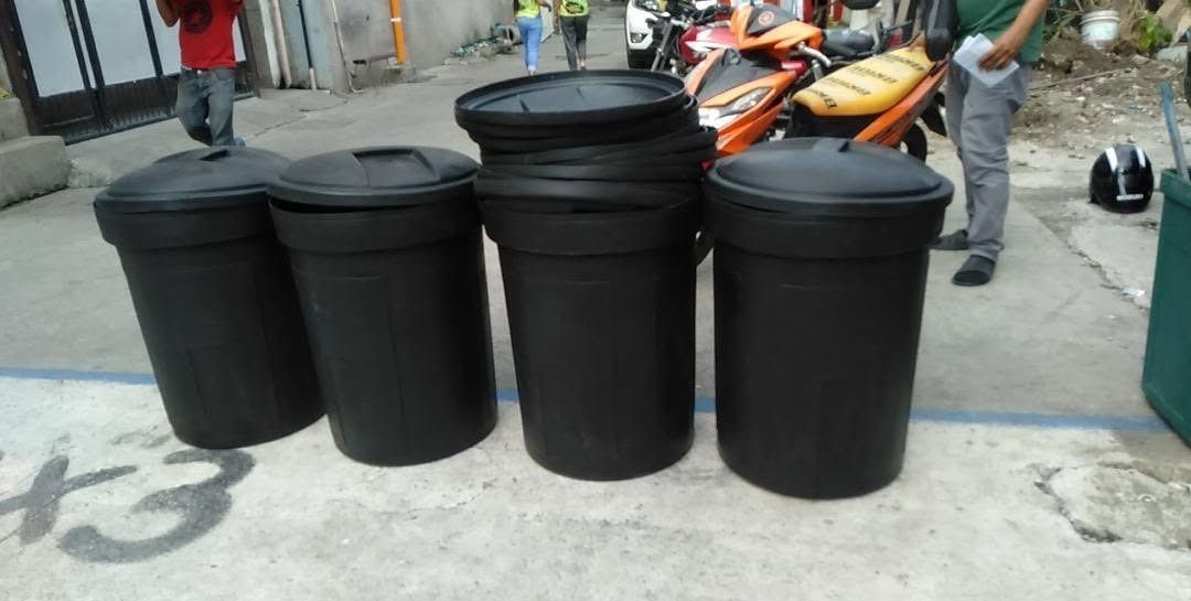 TROLLING BIN WITHOUT WHEELS (Category: Waste Bins & Bags) located in Caloocan City. Submitted by calmhawk_a2cd7a (Listing ID 1470935980, Image 2). Description: TROLLING BIN WITHOUT WHEELS 150 LITERS-53.5(D) x 84.5H We also have Barrier / traffic cone / ppe's / cover all Trash bin / cooler box / kayak / freezer jacket Safety shoes / rainboots/ raincoat ✅ actual picture 💯 % Legit Dealer supplier 💯 % guaranteed heavyduty 💯 % GOOD CONDITION ☎️ 828