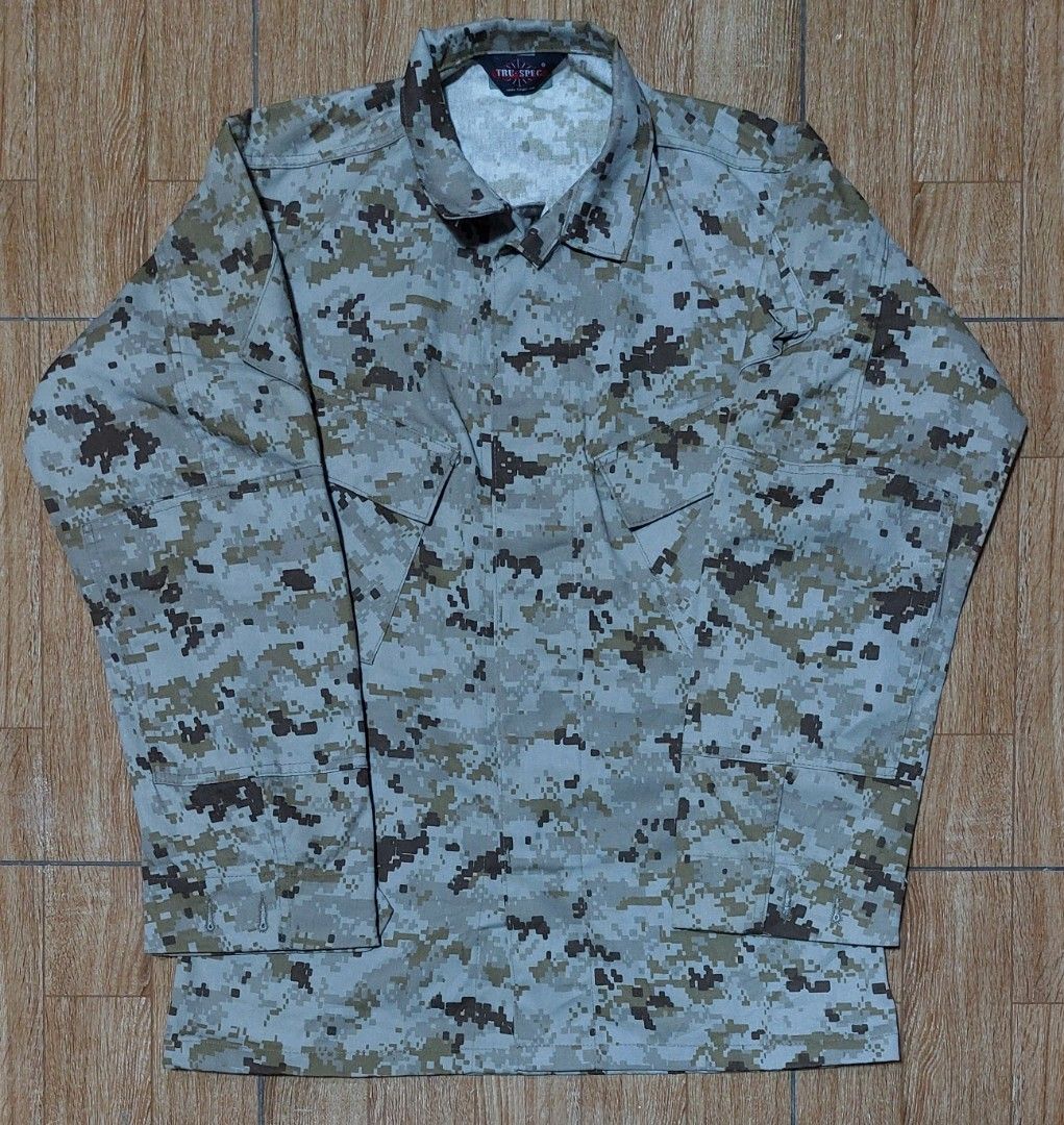 TRU-SPEC TRU Digital Desert Camo (Category: Coats, Jackets and Outerwear) located in Baguio. Submitted by wagwagan_001 (Listing ID 1471047780, Image 1). Description: bnwot small regular 22 x 29.