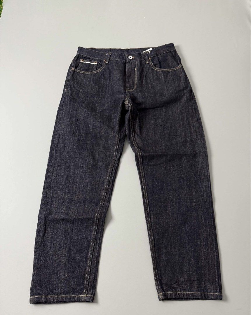 UNCLE FU SELVEDGE DENIM JEANS (Category: Jeans) located in Guagua. Submitted by sweetboyy (Listing ID 1471034782, Image 1). Description: UNCLE FU SELVEDGE DENIM JEANS EXCELLENT CONDITION SIZE 34 ON TAG DIMES: WAISTLINE 34 / LENGTH 39 / LEG OPENING 7.5.
