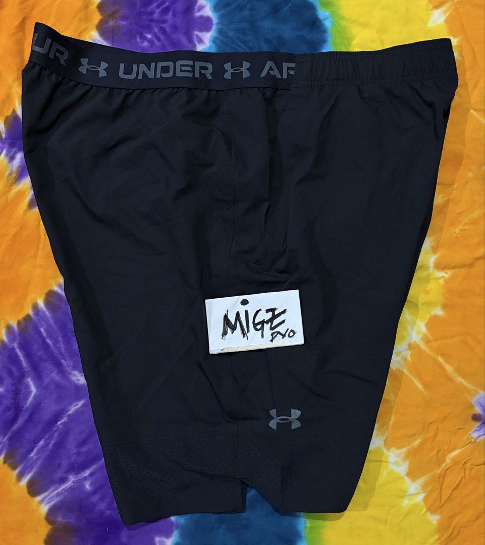 Under Armour Woven Shorts (Category: Shorts) located in Davao. Submitted by juanmigzdvo (Listing ID 1471065447, Image 3). Description: Under Armour Woven Shorts Good as New ✅ size: XXL “40-44 W x 21.5 L” Php 750.00 PM for more Inquiry 😁….