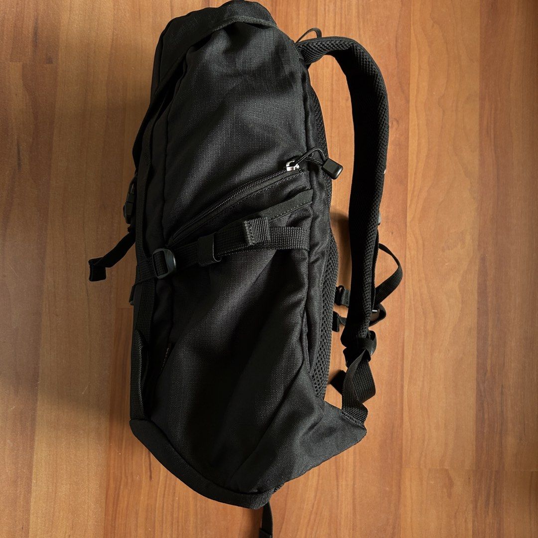 Uniqlo backpack cordura (Category: Backpacks) located in Las Pinas. Submitted by pl4y_it_4g4in (Listing ID 1470973033, Image 2). Description: Used Good condition Pls check actual photos Uniqlo brand .