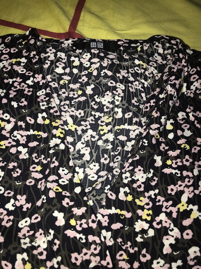 Uniqlo Dress (Category: Dresses) located in Pasig City. Submitted by papotzy (Listing ID 1471092522, Image 2). Description: Uniqlo dress No issues like new.