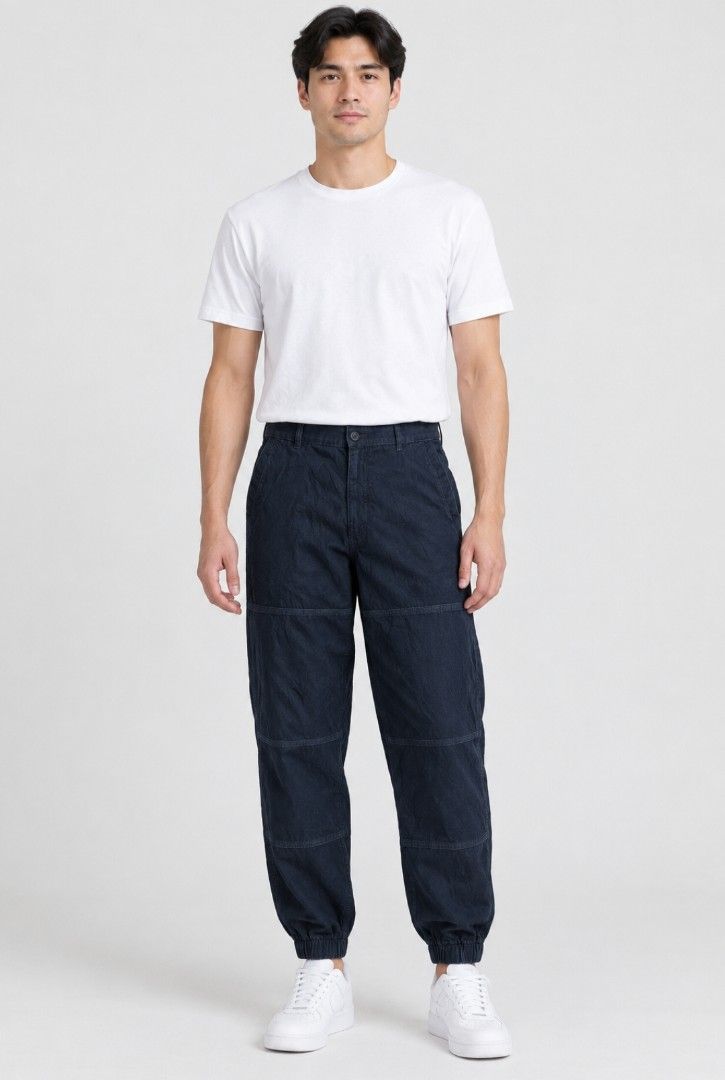 Uniqlo EZY Jogger Pants (Category: Joggers) located in Angeles City. Submitted by miss_independent01 (Listing ID 1471010046, Image 1). Description: Uniqlo EZY Jogger Pants Color: Navy Width: 17.5 (Large on tag) Length: 37 MOP: Gcash ✅ Mine Now, Pay Now ✅ First to Pay, Gets the Item 📍 PAMPANGA Courier: JnT 🚚🚚 PM 💌💌.