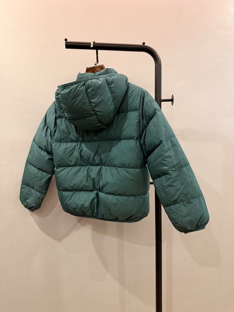 UNIQLO KIDS ULTRA LIGHT DOWN JACKER (Category: Babies & Kids Fashion) located in Dagupan City. Submitted by size.spectrum (Listing ID 1471011726, Image 3). Description: SIZE 130 FOR AGES 8-9 LIKE NEW SEE PICS FOR DETAILS AND MEASUREMENTS.