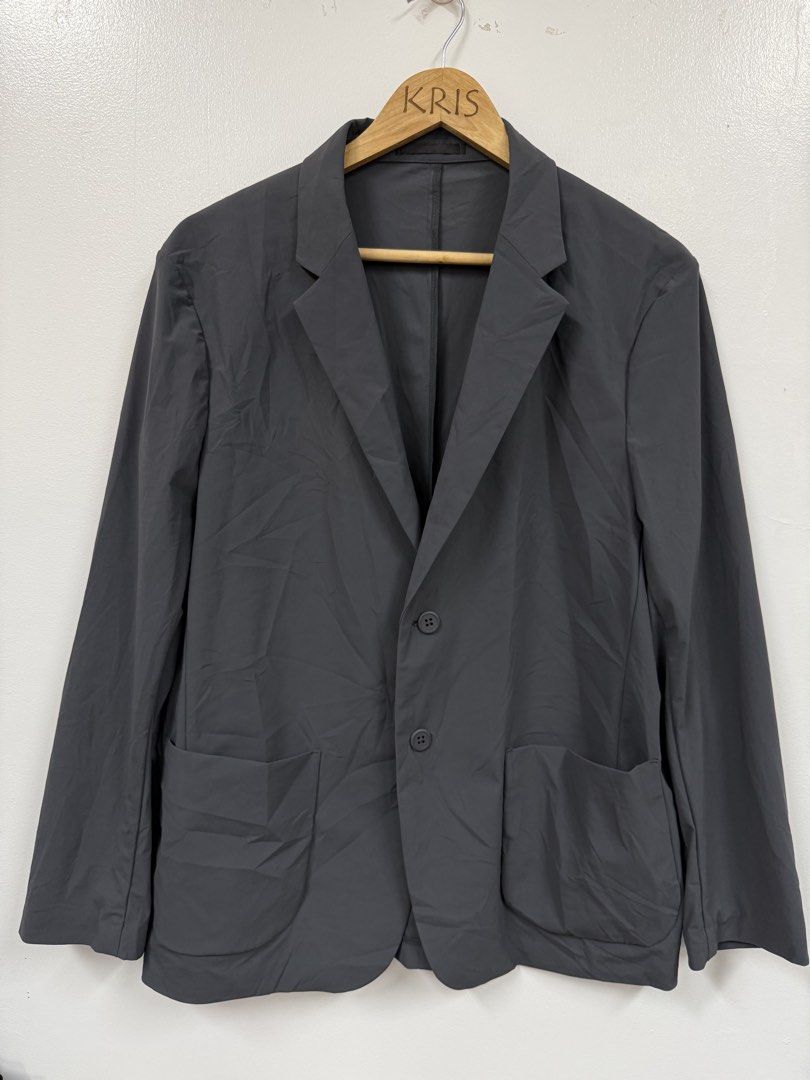 Uniqlo Men's Ultra Stretch Jacket (Category: Coats, Jackets and Outerwear) located in Angeles City. Submitted by queenromero (Listing ID 1471070548, Image 3). Description: width: 21" length: 28.5".
