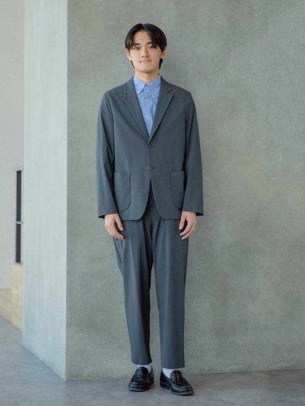 Uniqlo Men's Ultra Stretch Jacket (Category: Coats, Jackets and Outerwear) located in Angeles City. Submitted by queenromero (Listing ID 1471070548, Image 2). Description: width: 21" length: 28.5".