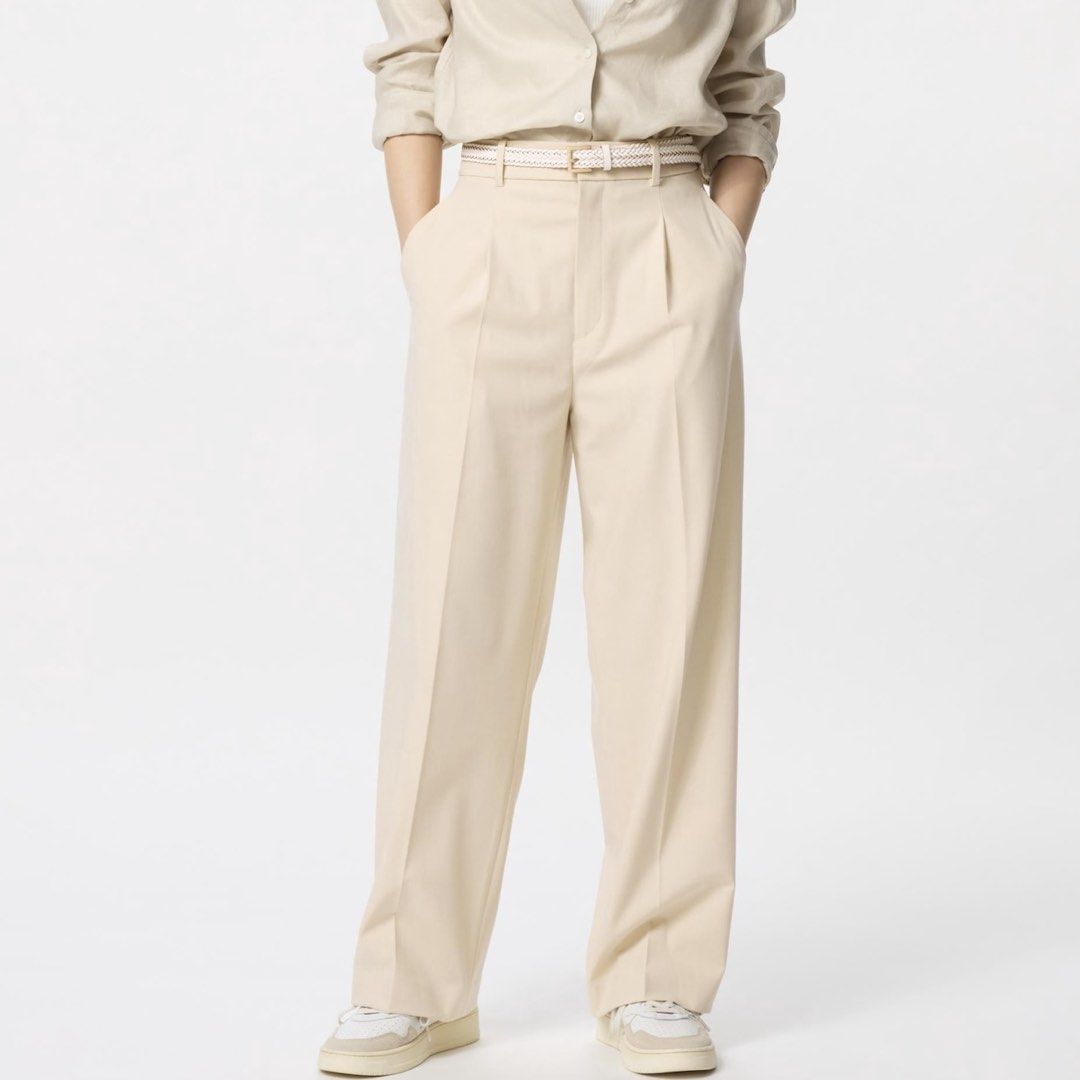UNIQLO pleated wide pants (Category: Other Bottoms) located in San Jose del Monte. Submitted by mamiracky (Listing ID 1471042999, Image 1). Description: .