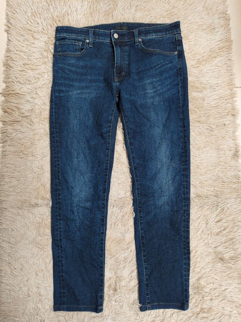 Uniqlo Skinny Jeans (Category: Jeans) located in Angeles City. Submitted by miss_independent01 (Listing ID 1471046582, Image 2). Description: Uniqlo Skinny Jeans Width: 17 (size 33-34) Length: 37 MOP: Gcash ✅ Mine Now, Pay Now ✅ First to Pay, Gets the Item 📍 PAMPANGA Courier: JnT 🚚🚚 PM 💌💌.