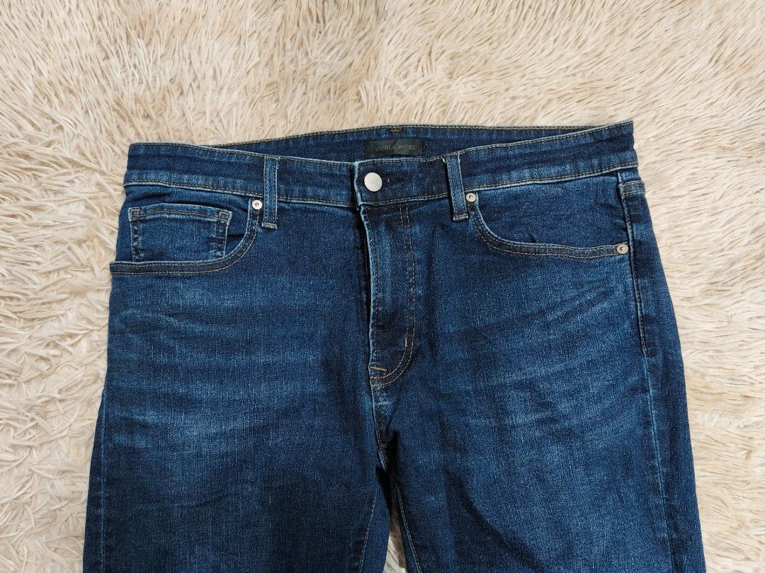 Uniqlo Skinny Jeans (Category: Jeans) located in Angeles City. Submitted by miss_independent01 (Listing ID 1471046582, Image 3). Description: Uniqlo Skinny Jeans Width: 17 (size 33-34) Length: 37 MOP: Gcash ✅ Mine Now, Pay Now ✅ First to Pay, Gets the Item 📍 PAMPANGA Courier: JnT 🚚🚚 PM 💌💌.