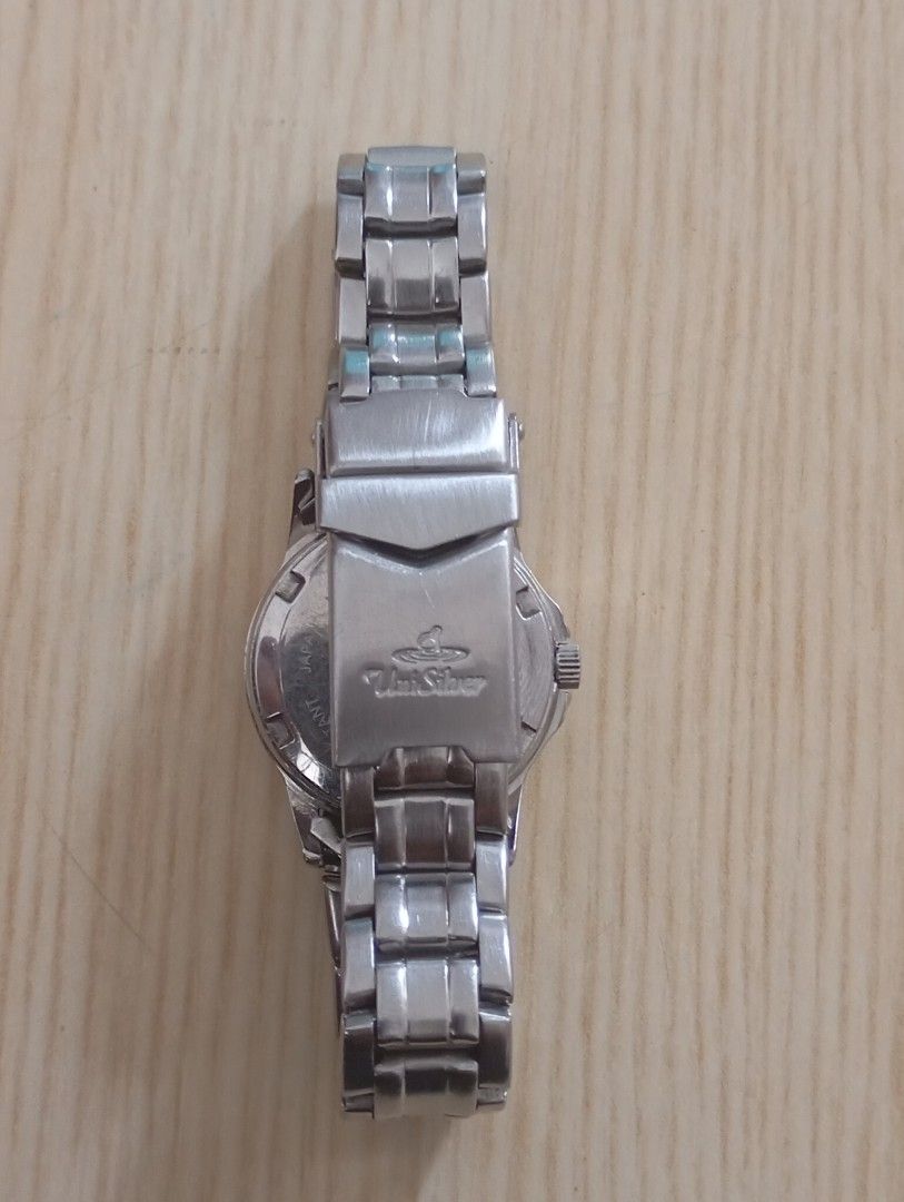 Unisilver (Category: Women's Watches) located in Las Pinas. Submitted by quick_deals_great_finds2 (Listing ID 1470936467, Image 3). Description: Original good working condition Quartz with battery 25mm fits wrist 6.3 inches.