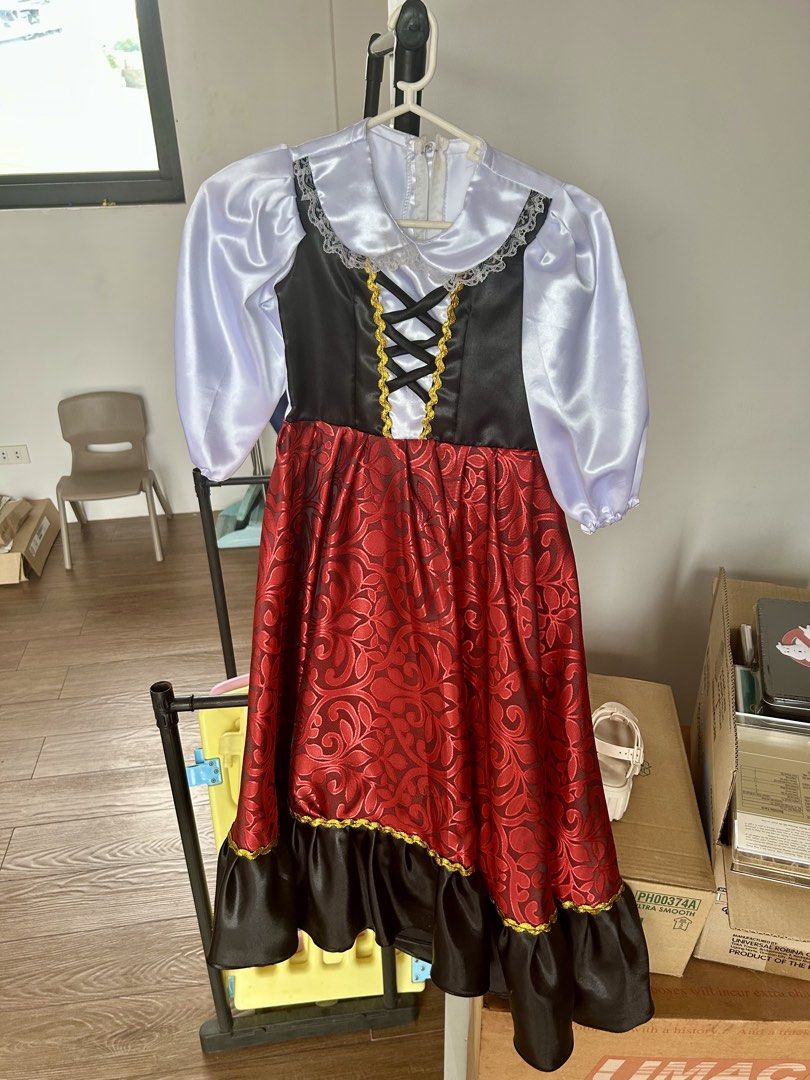 United Nations Germany costume (Category: Babies & Kids Fashion) located in Pasig City. Submitted by nobrainer.deals (Listing ID 1471007611, Image 1). Description: for 5 to 7 years old.
