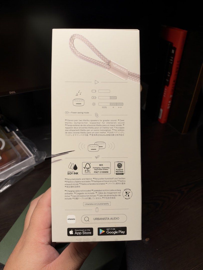 Urbanista Malibu Solar Charging Speaker (Category: Soundbars, Speakers & Amplifiers) located in Quezon City. Submitted by dojo.asi (Listing ID 1470973376, Image 3). Description: Urbanista Solar Charging Speaker Brand New & Sealed SRP: Php 8,990 Selling for: Php 4,490 + Shipping RFS: Freebie, won't use it New Manila, QC / Kapitolyo, Pasig Online Transfer / Cash on Hand.