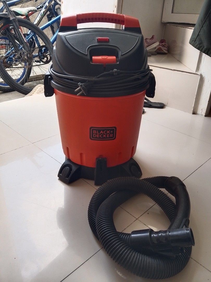 Vacuum black+decker wet and dry. (Category: Vacuum Cleaner & Housekeeping) located in Cavite. Submitted by authentickids_wear (Listing ID 1471046120, Image 1). Description: .
