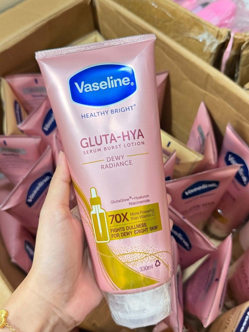 Vaseline body Lotion pink Gluta hya (Category: Body Care) located in Butuan. Submitted by rosefinds19 (Listing ID 1471056431, Image 1). Description: below srp makeups available 💯Authentic and brandnew direct supplier po tayo.