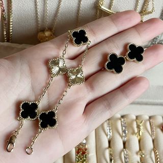(Category: ) located in . Submitted by curatedbykhy (Listing ID 1470963948, Image 1). Description: .