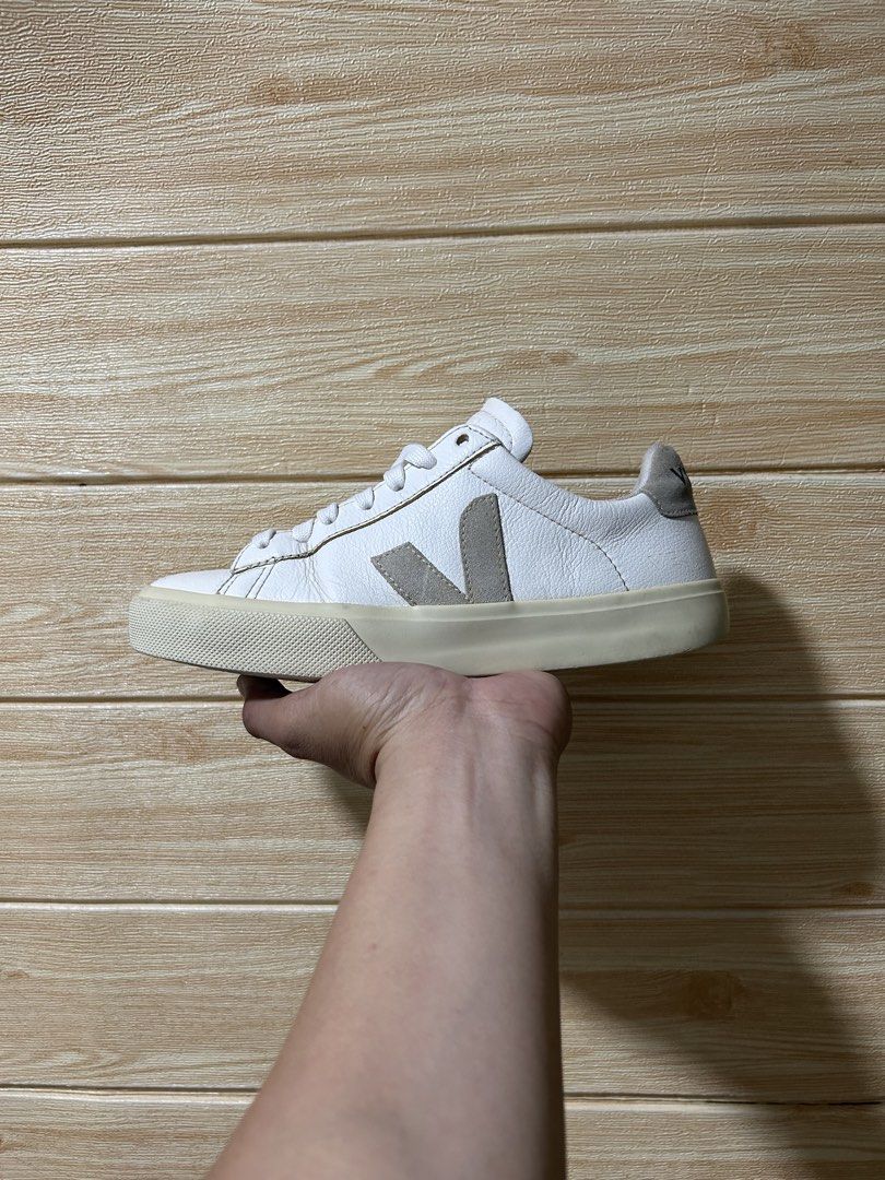 Veja Campo Leather (Category: Sneakers) located in Butuan. Submitted by selected.kicks (Listing ID 1470933556, Image 3). Description: Veja Campo Leather Size 37 | 23 cm - used pair, no box. - authentic 💯 - minor scratches - minor crease (sign of usage) - very good condition.