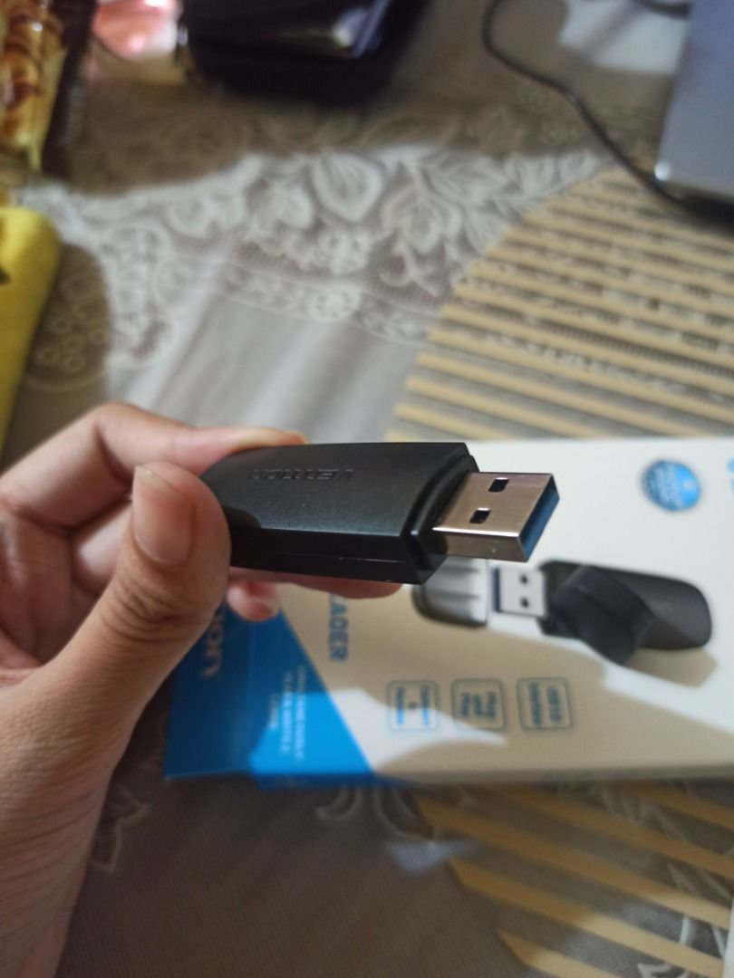 Vention 2-in-1 Card Reader SD + TF USB 3.0 (Category: Hard Disks & Thumbdrives) located in Mandaluyong City. Submitted by swimmingle61775 (Listing ID 1471050761, Image 2). Description: Original price: 254 📍 Mandaluyong City - Brand: Vention 2-in-1 Card Reader - Supports: SD and TF (Micro SD) cards used sa phones - Speed: Fast USB 3.0 interface for quick file transfers - Feature: Reads and writes two cards simultaneously - Design: Compact, plug-a