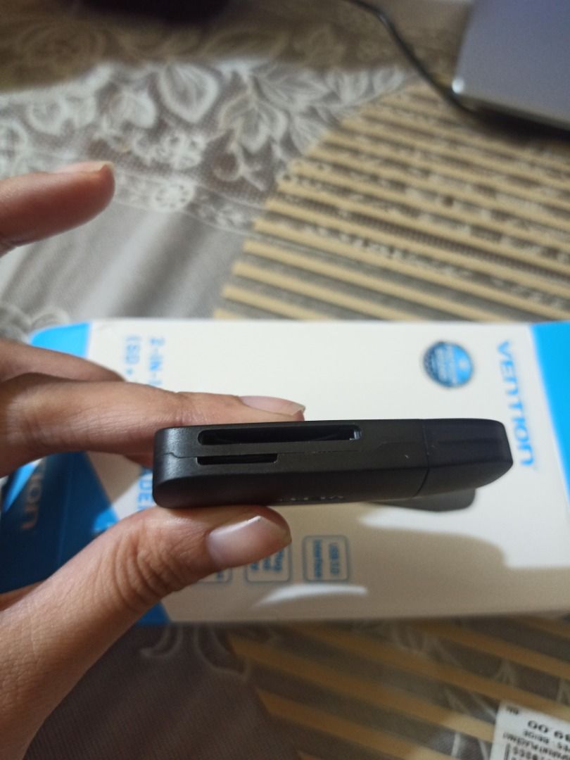 Vention 2-in-1 Card Reader SD + TF USB 3.0 (Category: Hard Disks & Thumbdrives) located in Mandaluyong City. Submitted by swimmingle61775 (Listing ID 1471050761, Image 3). Description: Original price: 254 📍 Mandaluyong City - Brand: Vention 2-in-1 Card Reader - Supports: SD and TF (Micro SD) cards used sa phones - Speed: Fast USB 3.0 interface for quick file transfers - Feature: Reads and writes two cards simultaneously - Design: Compact, plug-a