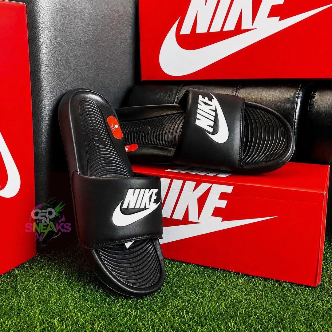 Victori One Slide “Black” Size 10/11/12M US (Category: Slippers & Slides) located in Davao. Submitted by geonsneaks (Listing ID 1471008083, Image 1). Description: BELOW SRP🚨 Victori One Slide “Black” Size 10/11/12M US ₱1,299 ✅💯 legit👌 📦We ship nationwide & worldwide from Davao City🇵🇭 📩 Dm us for more info! Or call us (082) 308 0972 +63******3827 Disclaimer: We are not affiliated to any other brand(s) mentioned in this post, or any of its s