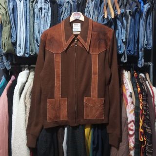 (Category: ) located in . Submitted by o.gl.athrift (Listing ID 1471049148, Image 1). Description: .