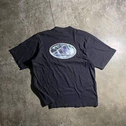 Vintage Adidas Oval Logo Shirt (Category: Tshirts & Polo Shirts ) located in Antipolo. Submitted by soon2byourz_ (Listing ID 1471069562, Image 1). Description: Dimensions (laid flat): Pit to Pit: 21.25” Length: 26.5” [Large on tag] Flaws: signs of wear & wrinkle on design Color Rate: 9-9.5/10 Condition: WELL USED COLOR MAY VARY DUE TO LIGHTING!.