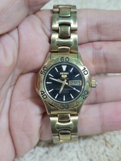 (Category: ) located in . Submitted by juriexpi (Listing ID 1470932613, Image 1). Description: .