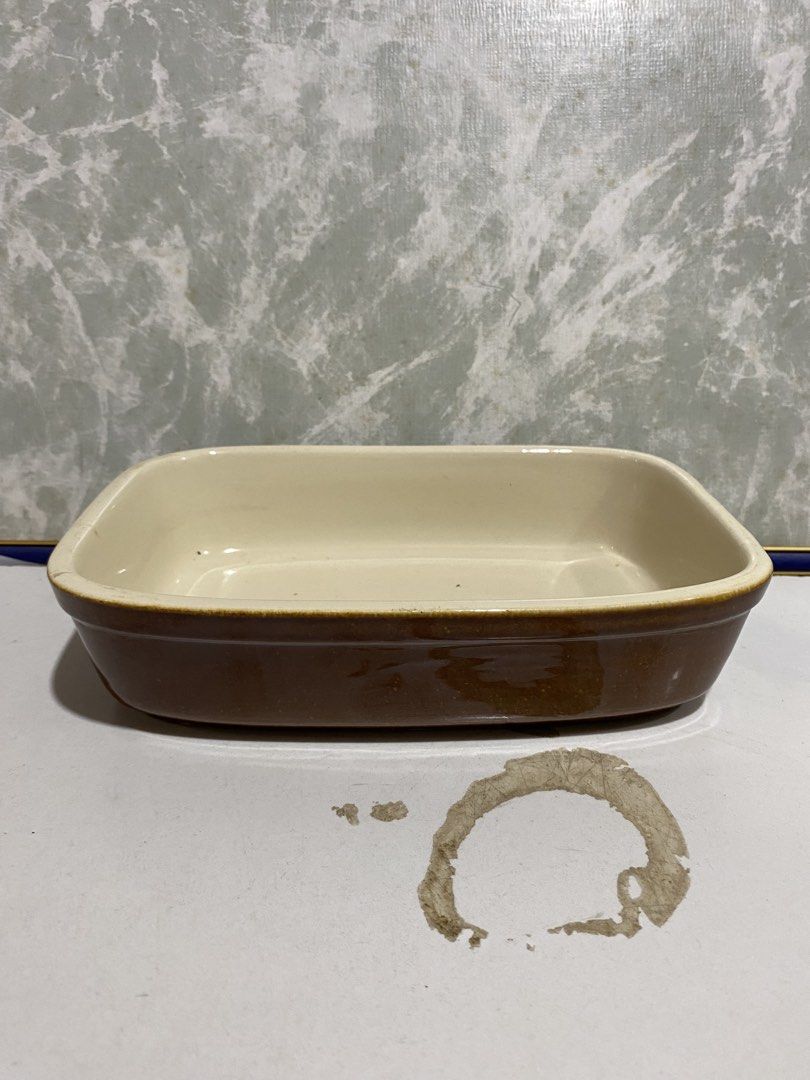 Vintage Ceramic Baking Dish Roasting Pan Brown Cream (Category: Cookware & Accessories) located in Calamba. Submitted by chebvintagedepot (Listing ID 1471029709, Image 1). Description: (B23-04) “Vintage rectangular ceramic baking dish with a rich brown glazed exterior and a smooth cream/beige interior. It has a simple, traditional design with a shaped rim and a lovely rustic look. Suitable for oven-to-table serving, gratins, lasagne and other bak