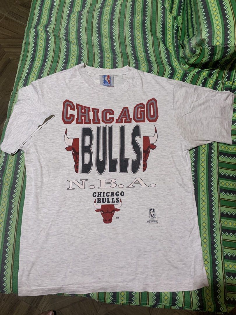 Vintage Chicago Bulls (Category: Tshirts & Polo Shirts ) located in Iligan City. Submitted by jamesbond7777479 (Listing ID 1471081245, Image 1). Description: Vintage Chicago Bulls Large Width 22 Length 28 Issue: Washable armpit lightly stain.