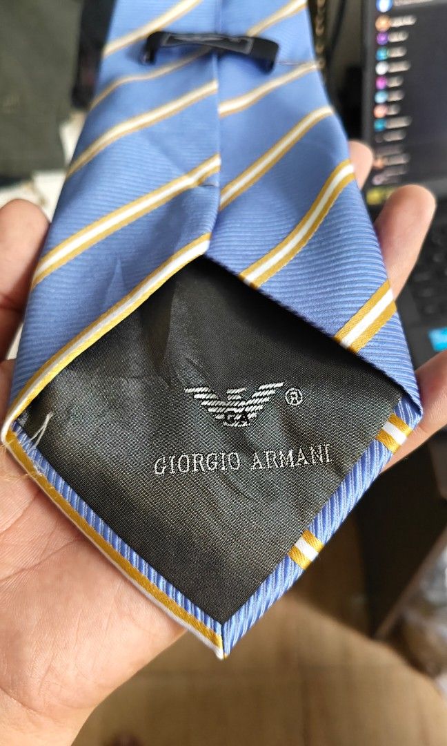 Vintage Giorgio Armani Silk Tie (Category: Ties) located in Calamba. Submitted by _.anjelis (Listing ID 1471057582, Image 2). Description: dm for width.
