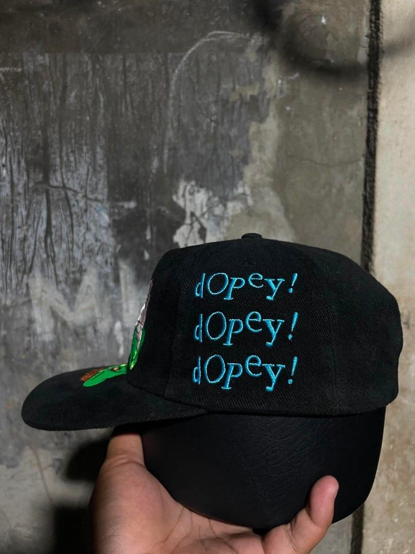 Vintage Goofy's Hat Co. Dopey Snapback Cap (Category: Caps & Hats) located in Cebu City. Submitted by jahfindstreetwear (Listing ID 1470998095, Image 2). Description: execellent condition no issue.