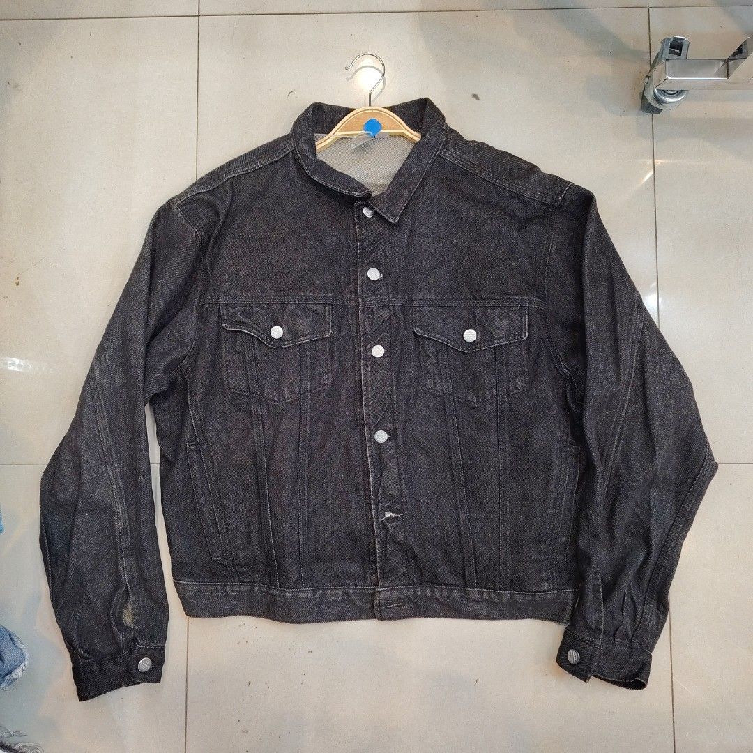 Vintage Harley Davidson Denim Jacket Leather Design (Category: Coats, Jackets and Outerwear) located in Daraga. Submitted by flip2fit (Listing ID 1471003788, Image 1). Description: Dimes 25x26 21 Shoulders Excellent Condition No issues.