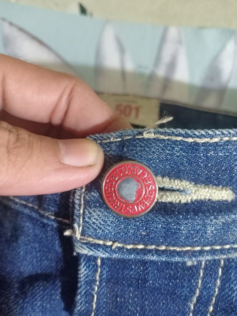 Vintage Lives 501xx (Category: Jeans) located in Pasig City. Submitted by thrifttofit (Listing ID 1470998514, Image 3). Description: Vintage Levis 501xx Size 34 Condition 9/10 L-42 W-17 LeegHole -9 Pasig city.