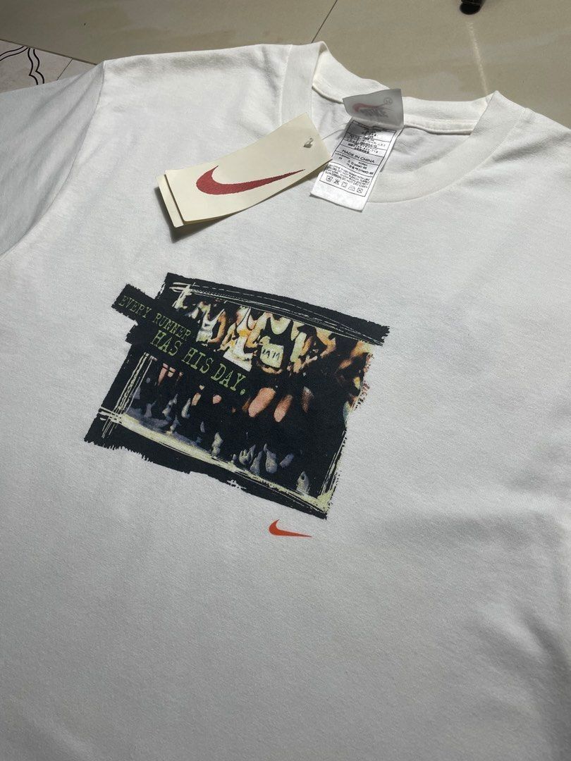 Vintage Nike 2000s tags deadstock (Category: Tshirts & Polo Shirts ) located in Caloocan City. Submitted by renowear (Listing ID 1470932976, Image 2). Description: Vintage Nike 2000s tags deadstock Brand New Deadstock Color Rate: 9.8/10 No Issue Authentic/Legit Measurements • Width: 20.5 • Length: 29.5 Price: 1200 obo DM IF INTERESTED📥.