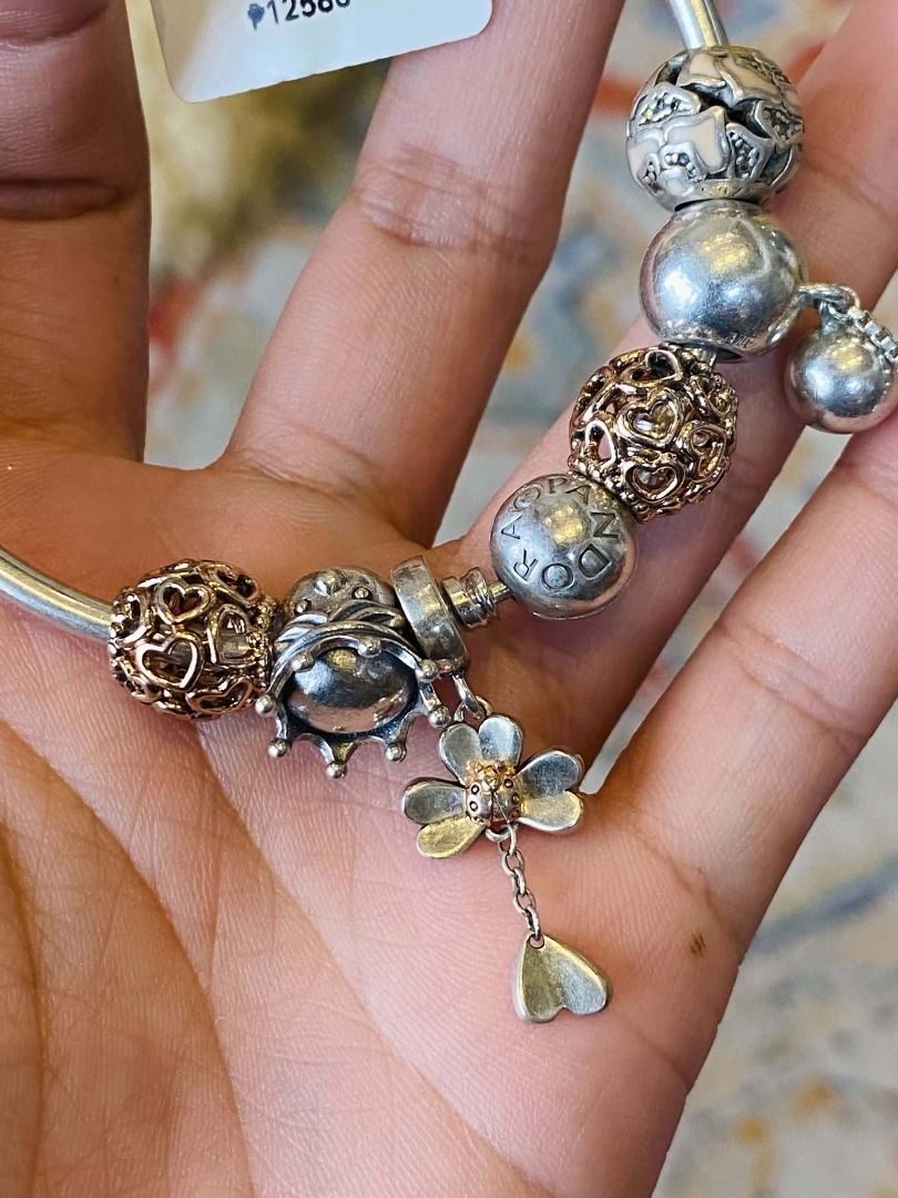 Vintage Pandora with Charms Silver Bangle (Category: Bracelets) located in Baguio. Submitted by asna_taku (Listing ID 1471012662, Image 2). Description: Vintage Pandora with Charms Silver Bangle 30g 18CM ₱12580.