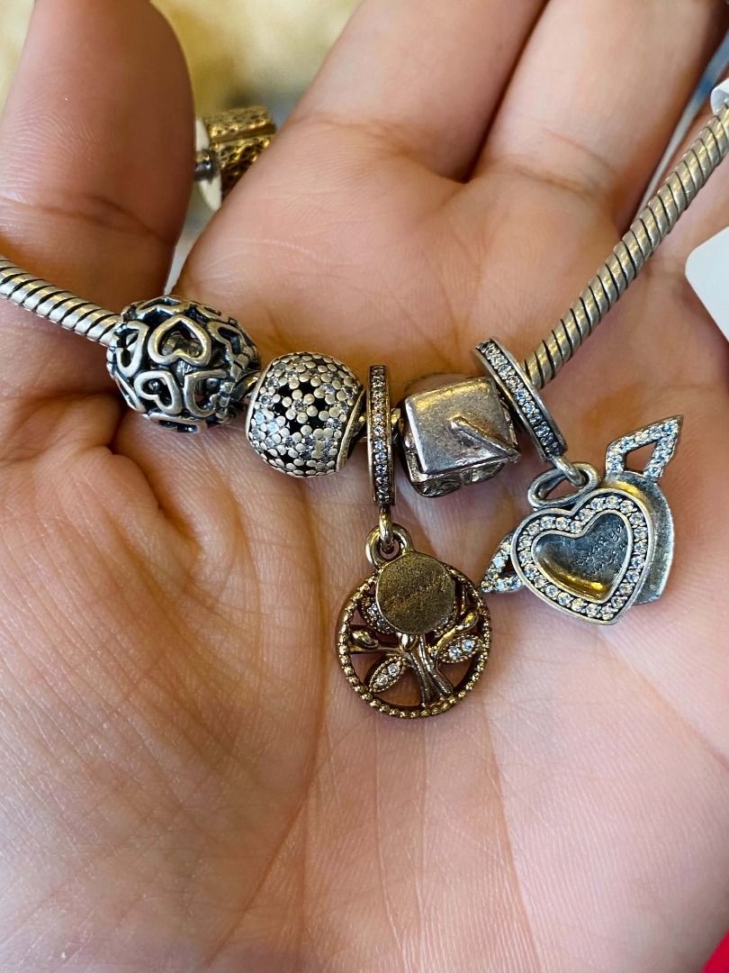 Vintage Pandora with Charms Silver Bangle (Category: Bracelets) located in Baguio. Submitted by asna_taku (Listing ID 1471013433, Image 3). Description: Vintage Pandora with Charms Silver Bangle 33g 18.5CM ₱13580.