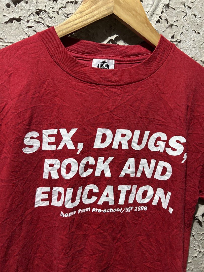 vintage promotional tee (Category: Tshirts & Polo Shirts ) located in Naga. Submitted by babyneptune (Listing ID 1471068930, Image 2). Description: verrygood condition small.