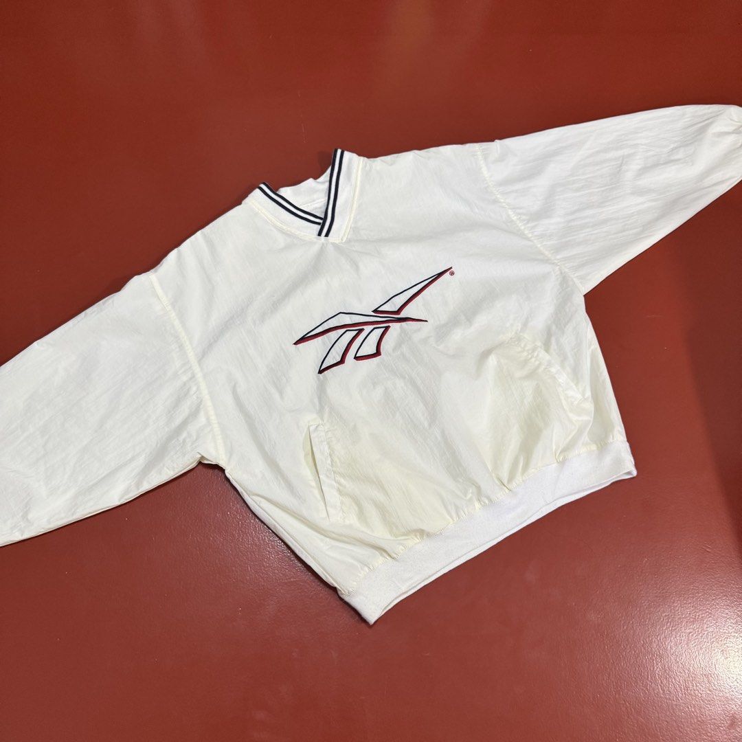 VINTAGE REEBOK WINDBREAKER (Category: Coats, Jackets and Outerwear) located in Pasig City. Submitted by buzzthrifty (Listing ID 1471000891, Image 1). Description: SIZE L-XL 24-25x27 EXCELLENT CONDITION CUT LANG TAGS .